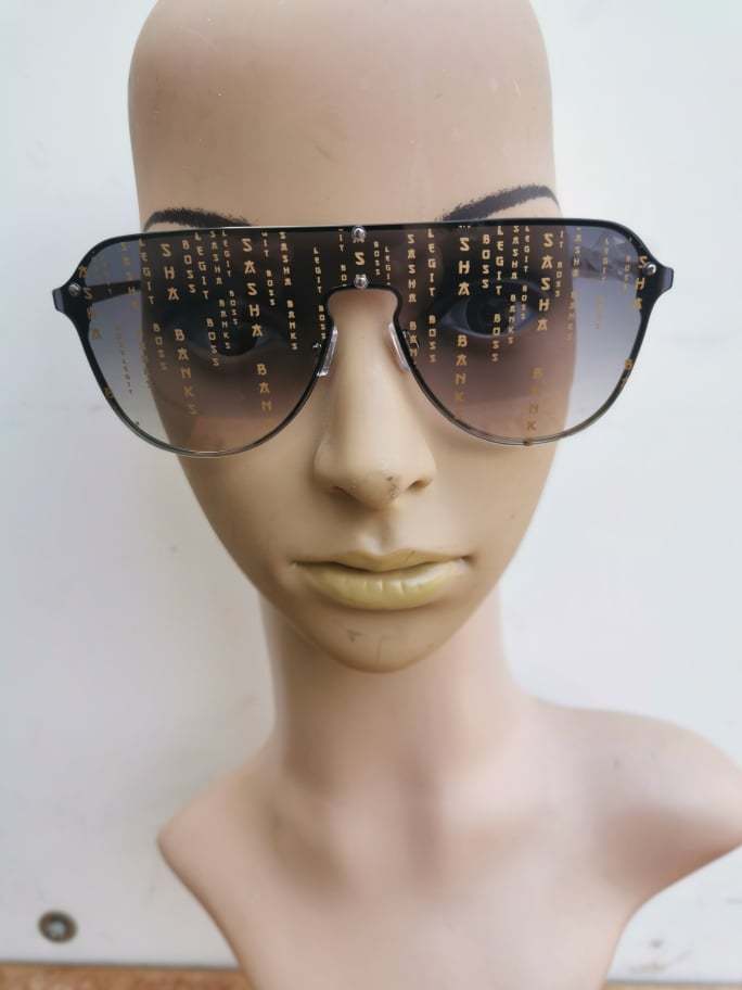 Sasha Banks "Legit Boss" Gradient Sonnenbrille